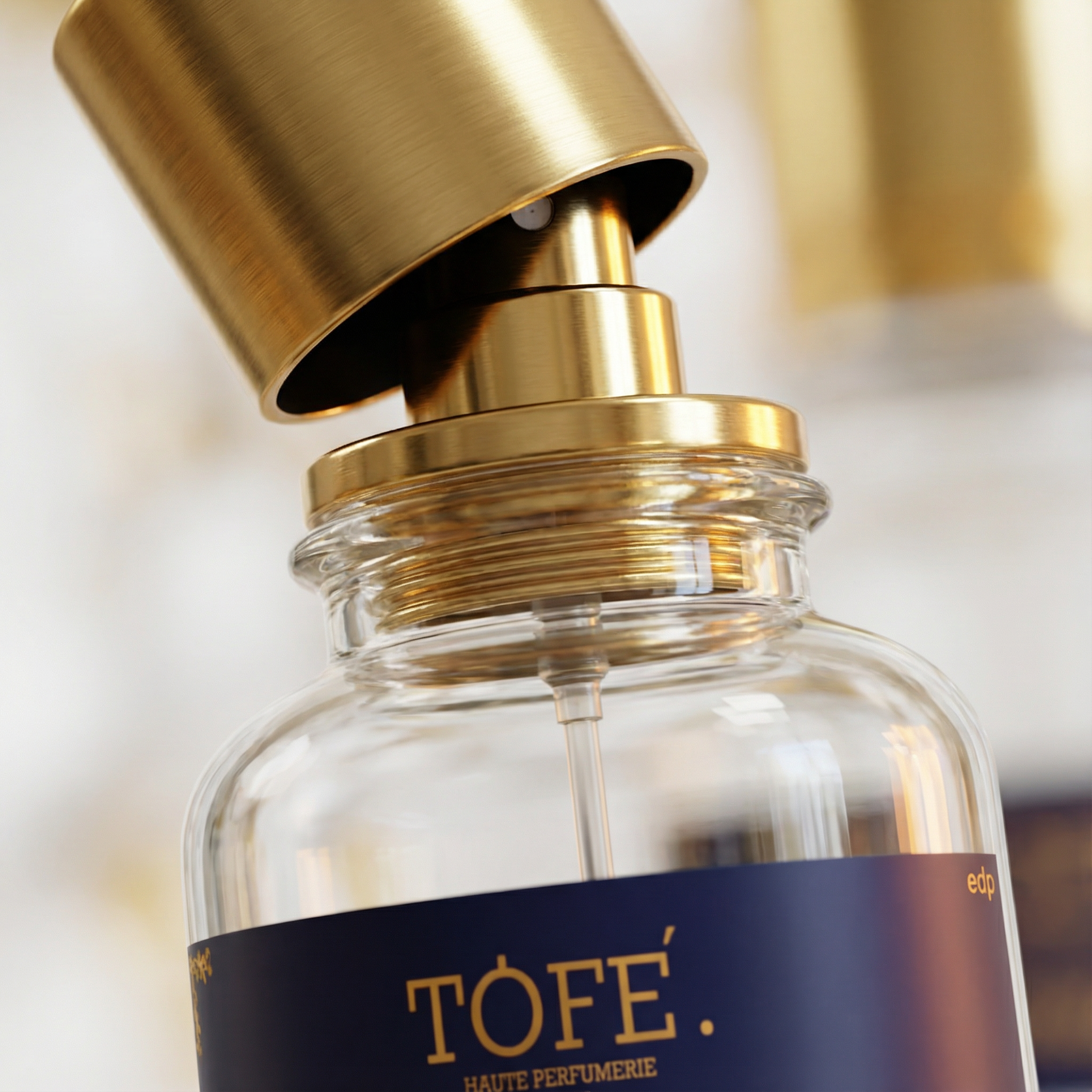 TOFÉ Perfume Oxytocin Luxury Feel Thumbnail